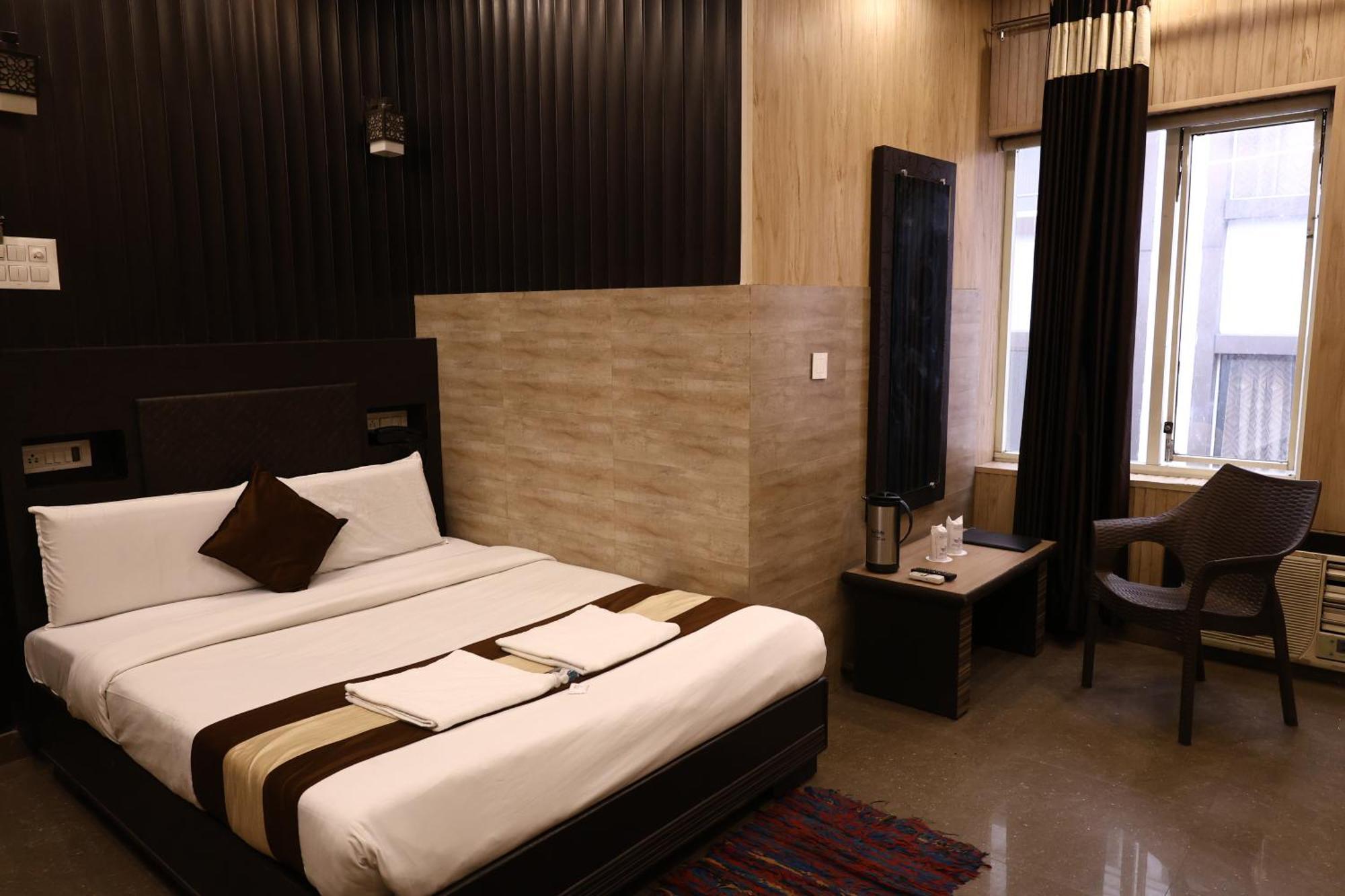 Hotel Pardesi Haridwār Exterior foto