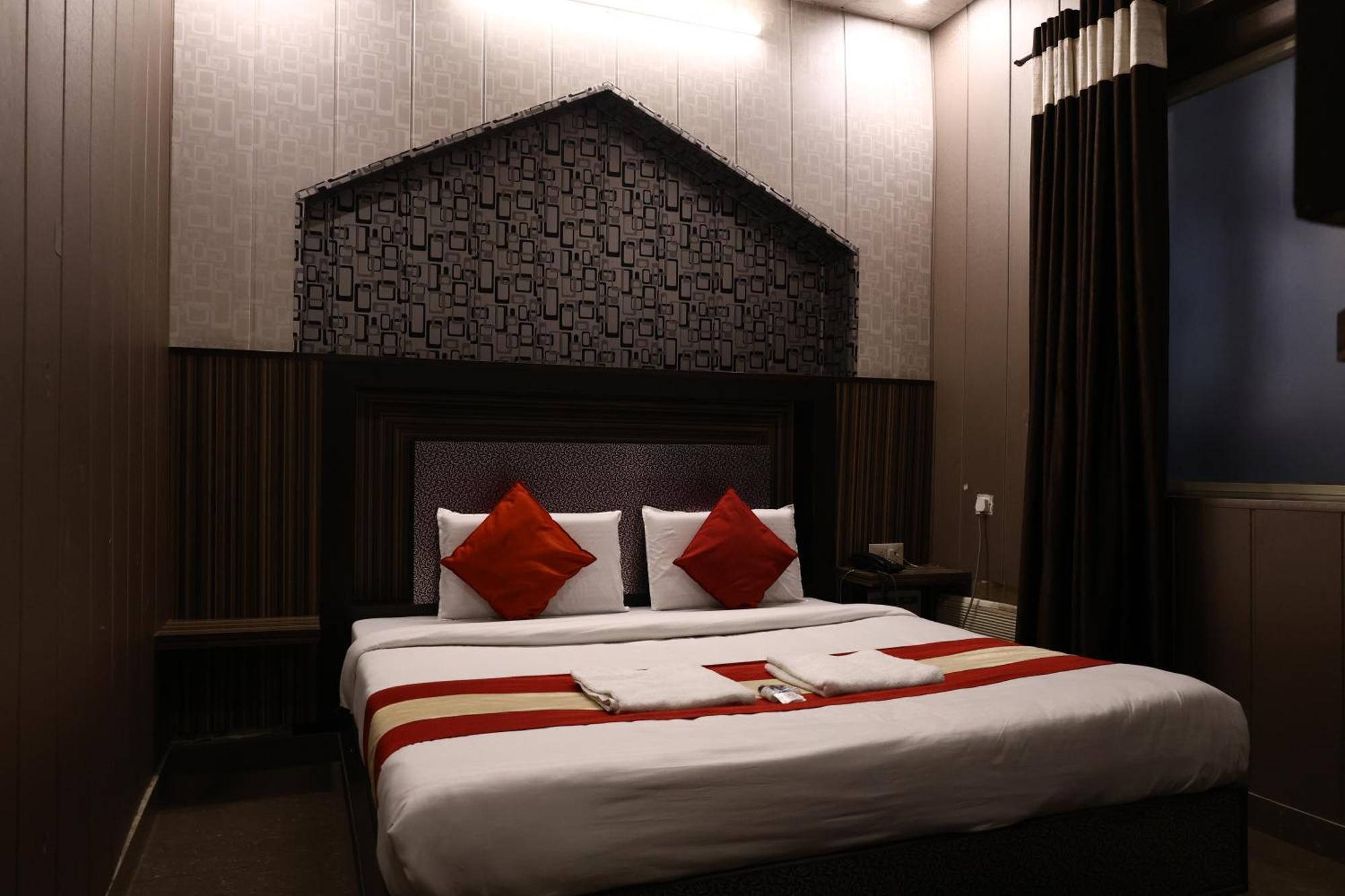 Hotel Pardesi Haridwār Exterior foto