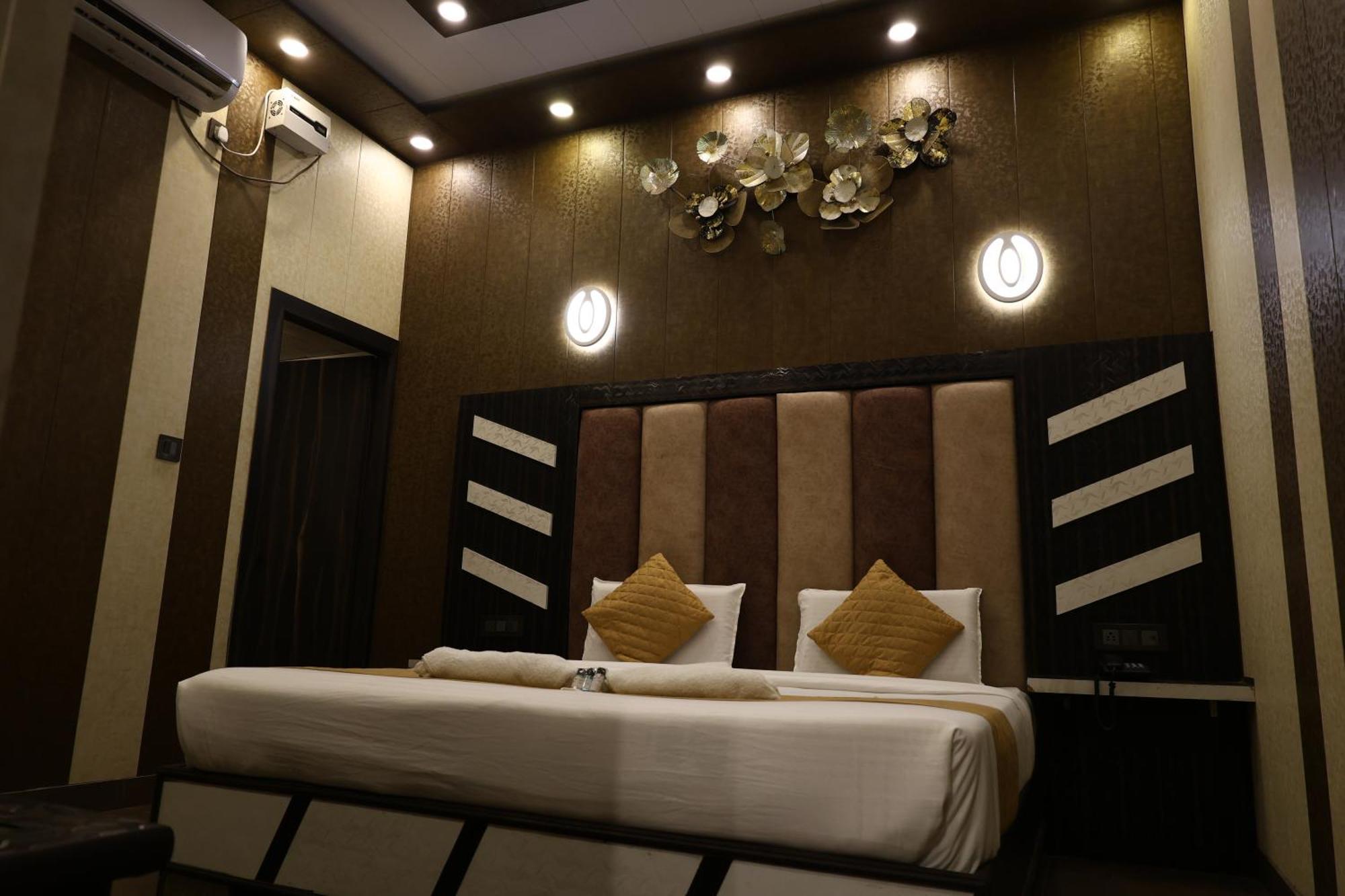 Hotel Pardesi Haridwār Exterior foto