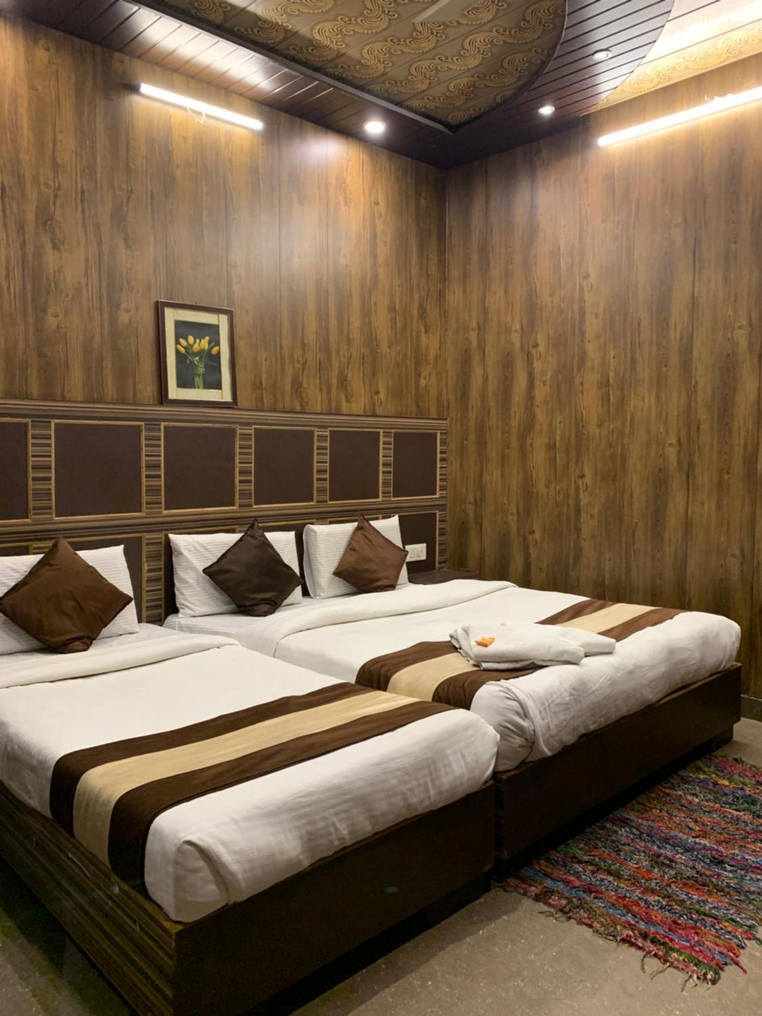 Hotel Pardesi Haridwār Exterior foto