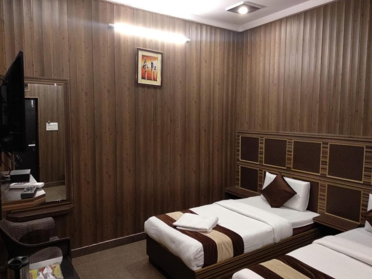 Hotel Pardesi Haridwār Exterior foto