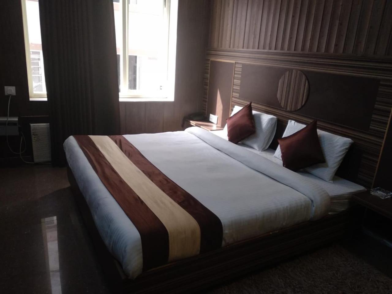 Hotel Pardesi Haridwār Exterior foto